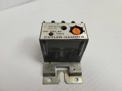 MÓDULO TEMPORIZADOR DE RETARDO MARTILLO CORTADOR SERIE D87XEL30 A2 1-30 SEG - USADO  Foto 1 de 4