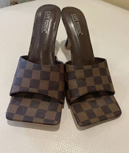 sz 10 ladies slide sandal heel Brown Boutique Famous Designer Look A Like *Sale* - Picture 1 of 4