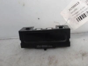 8200028364 pantalla multifunción - para RENAULT MEGANE 2001 - Imagen 1 de 3