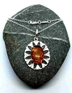 Baltic Sea Amber Starburst Pendant Necklace Silver Plated Detail 20" Chain New - Picture 1 of 3