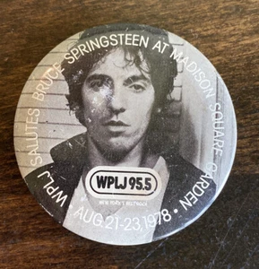VTG WPLJ 95.5 Salutes Bruce Springsteen Pinback Button 1978 NYC Radio Station - Picture 1 of 3