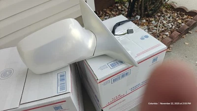 Espejo retrovisor eléctrico para puerta lateral Cadillac DTS 2006-2011 vista lateral pasajero blanco color 93u Foto 1 de 4