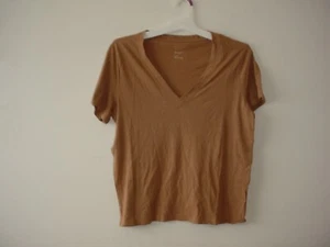 A New Day Womens Short Sleeve V-Neck T-Shirt Beige Size XS - Picture 1 of 2