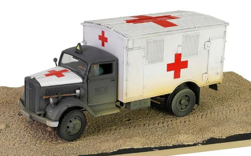 Forces of Valor OPEL BLITZ GERMAN 4x4 AMBULANCE 1940 1:32 - Bild 1 von 1