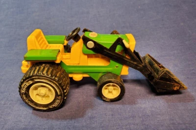 Vintage Tonka Farm Tractor with Front Loader Green & Yellow Metal - Image 1 of 4