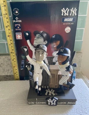AARON JUDGE LOU GEHRIG New York Yankees Then & Now Stadium FOCO Doble Bobblehead Foto 1 de 4