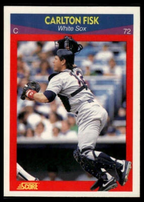 1990 Score 100 Superstars #70 Carlton Fisk - Image 1 of 2