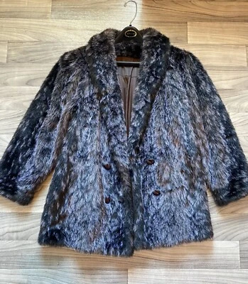 D'Esprit By Dubrowsky & Joseph Faux Fur Coat Womens size 8 Gray Long Sleeve - Image 1 of 4