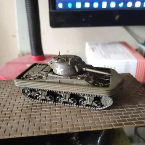 Handpainted 1/72 Sherman DD Amphibious Tank M4 Finished Model   - Picture 1 of 5