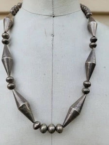 COLLAR NAVAJO TEMPRANO PLATA ESTERLINA BANCO CUENTAS HECHO A MANO - Imagen 1 de 14