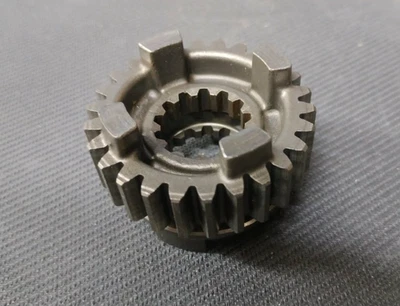 23491-HP1-670 DESPEGUE HONDA TRX450R 04-05 CONTRAEJE QUINTA MARCHA 26 DIENTES 02 Foto 1 de 3