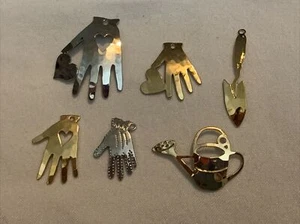 Wild Bryde Lot Of 6 Gold & Silver Tone Hand Charms! - Picture 1 of 2