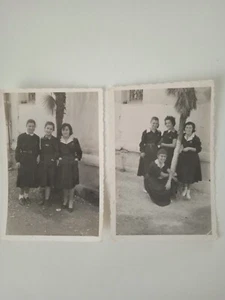 2 x Fotos antiguas originales vintage de adolescentes de tercer grado 1956 escolares Grecia de colección - Imagen 1 de 5