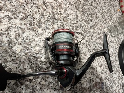 Shimano Vanford C3000XG Spinning Reel  (Needs Fixing) - Image 1 of 3