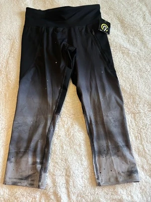 全新带标签 Champion Embrace 女士运动卡普里紧身拉链 - S 码 — 第 1/3 张图片