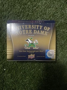 2013 UPPER DECK UNIVERSITY OF NOTRE DAME FOOTBALL HOBBY BOX L@@K - Picture 1 of 3
