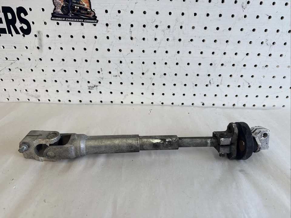 BMW E46 M3 2001-2003 junta de columna de dirección inferior con acoplamiento OEM Foto 1 de 4