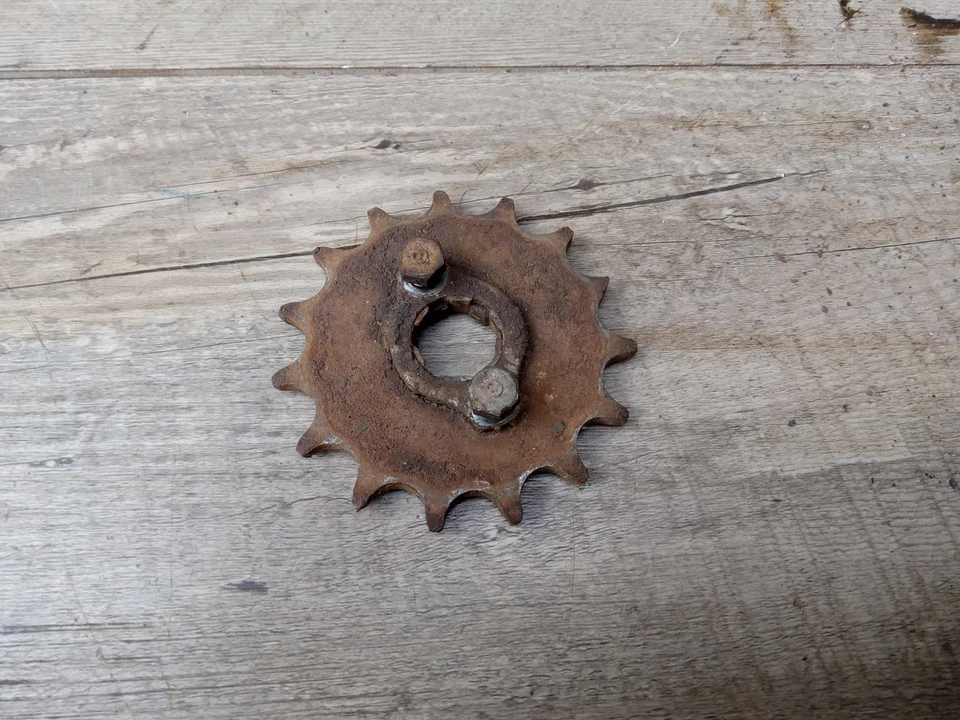 1974 HONDA MT 250 звездочка двигателя mt250 cr mr elsinore oem оригинал - Изображение 1 из 1