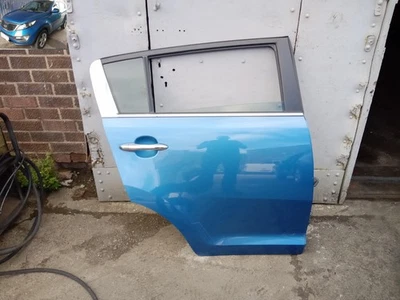 DOOR COMPLETE REAR DRIVER OSR BLUE 5B KIA SPORTAGE MK3 2010-16 ND63FXP - Image 1 of 4