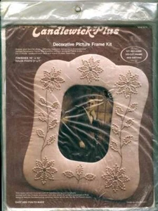 Paragon Candlewick Stitching Decorative Picture Frame Kit Vintage 1983 - Picture 1 of 3
