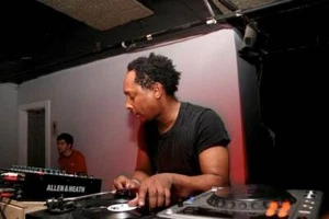Derrick May Live Techno Audio & Video DJ-Sets SPECIAL Compilation (1988 - 2019) - Picture 1 of 10