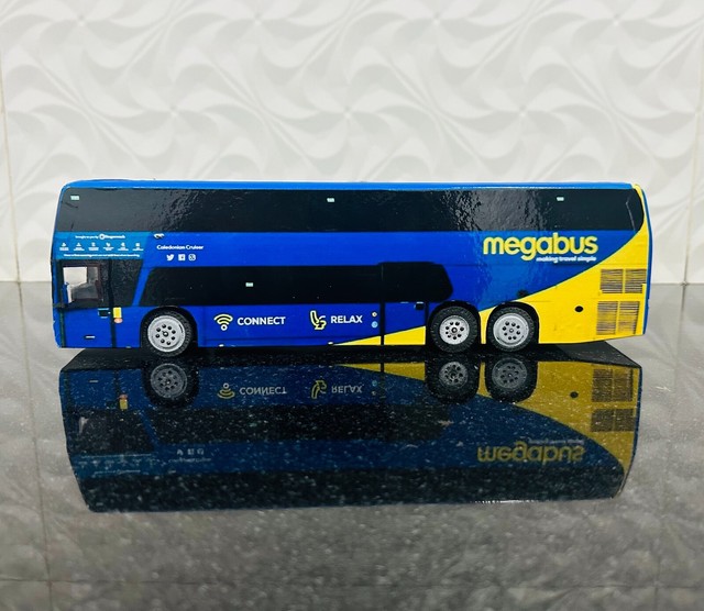 1:43 Scale Skoda 706 Krosa Bus Car Model Beijing Public Transport Classic  Car Model Bar Decoration Static Hobby Collection Toys