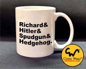 Bodenbecher Rik Mayall NACHNAMEN Richard Hitler Igel Spudgun Untersetzer Kaffee - Bild 1 von 75