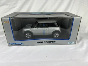 Welly 1/18 Mini Cooper SILVER DIECAST CAR /DAMAGED PLEASE READ!! - Picture 1 of 20