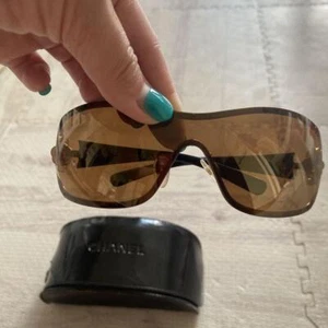 CHANEL 4164-B Sunglasses Camellia Flower Motif Gold x Black Rare Used With Case - Picture 1 of 12
