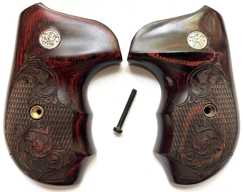 Smith & Wesson S&W J Frame Grips Round Butt Rosewood Checkered and Scroll - Image 1 of 1