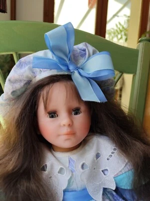 Poupée Corolle de collection - Photo 1/4