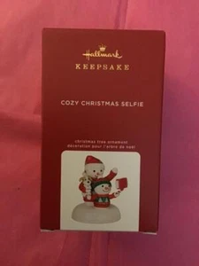 Hallmark Keepsake Ornament 2020 Cozy Christmas Selfie snowmen camera magic sound - Picture 1 of 1