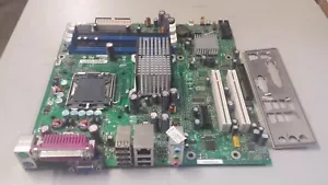 Intel DQ963GSK motherboard, Socket 775 4 DDR2 slot, Support Win 98 XP MATX - Picture 1 of 3