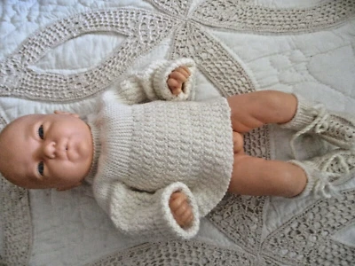 brassière+chaussons laine linge ancien bébé poupon convert snf petit colin - Photo 1/2