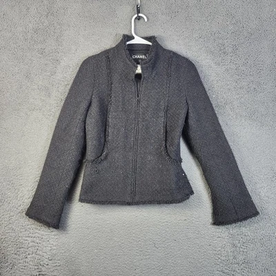 Chaqueta Chanel Vintage Mujer 40 Negra Boucle Tweed Cremallera Frontal Hecha en Francia Años 2000 Foto 1 de 4