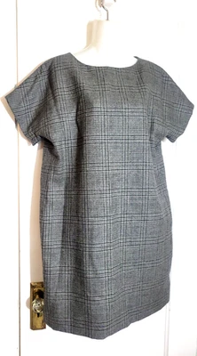 Vintage NORMAN AMBROSE Wool Glen Plaid SHIFT DRESS, Size 10, Fully Silk Lined - Image 1 of 4