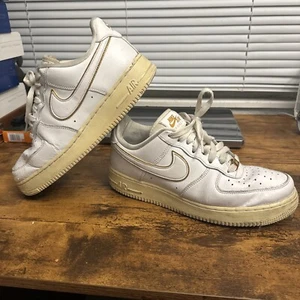 Air Force 1 White And Gold  - Picture 1 of 23