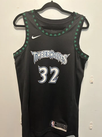 Nike Karl-Anthony Towns #32 Minnesota Timberwolves NBA Basketball Jersey Cover