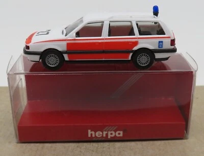 Herpa Ho 1/87 Volkswagen Passat Gl Variant Rijkspolitie 27 Polizia Nazionale - Immagine 1 di 4
