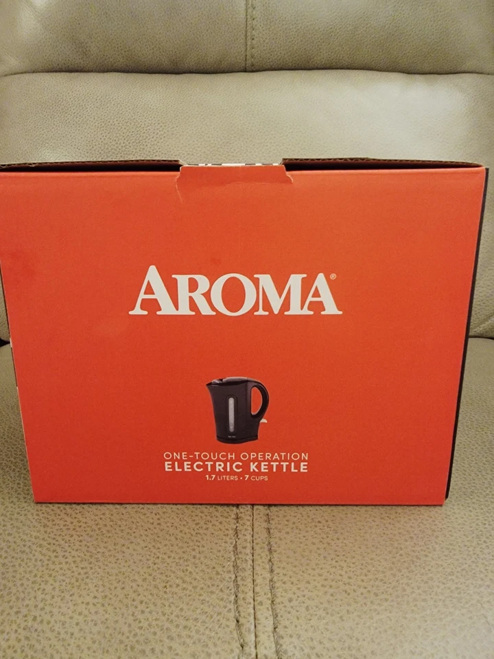 Hervidor eléctrico Aroma 7 tazas funcionamiento con un toque 1,7 L AWK-110B nuevo caja abierta Foto 1 de 4