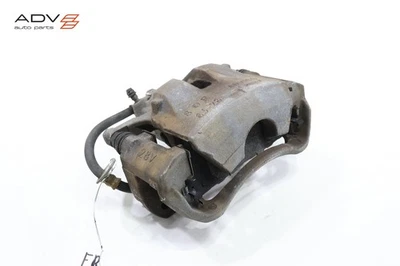 Pinza de freno del lado del pasajero delantero derecho Lexus Es350 Es300H 2016-2018 OEM Foto 1 de 4