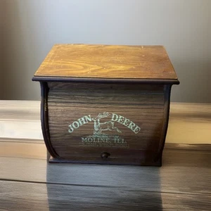 Vintage John Deere Brotkasten aus Holz, Rolltür - Bild 1 von 9