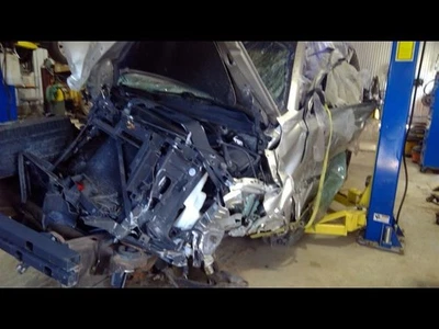 Regulador de ventana trasera de pasajero limitado para camioneta Sierra 1500 14-19 502125 Foto 1 de 4