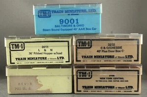 Train Miniature - 5 Empty Plastic 3-1/4" x 6-1/4" Boxes - Picture 1 of 1