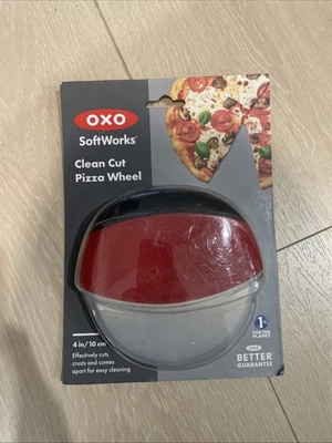 Roda de pizza Oxo Softworks limpa aço inoxidável 4"" - Imagem 1 de 2