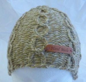Kabelstich cremefarbene & braune Beanie-Mütze - Teenager/Erwachsene Einheitsgröße - handgefertigt - brandneu - Bild 1 von 6