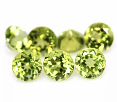 3,06 Ct. Peridot 7 X Rund Facettiert 4,5 mm  #2M1 - Bild 1 von 2