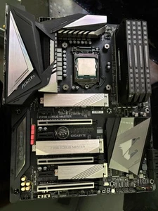 Intel Core i7 9700k + Z390 Aorus Master Motherboard + 32GB Dominator Ram Combo - Bild 1 von 9