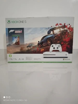 Microsoft Xbox One S 1TB Console - Bianco - Immagine 1 di 4