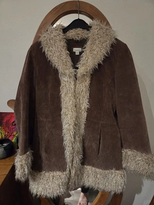 Charlotte Russe. Abrigo Penny Lane. Cuero genuino. Comprado en 2001. Foto 1 de 4